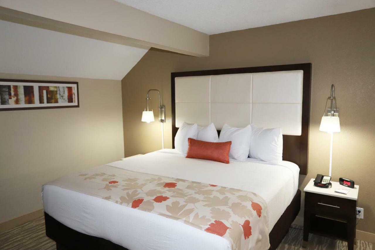 Hawthorn Suites By Wyndham Detroit Southfield Extérieur photo